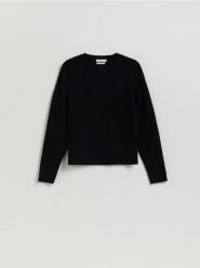 Wełniany sweter - czarny. Czarne swetry klasyczne damskie Reserved, l, z dzianiny, bez kołnierzyka. Za 159.99 zł.