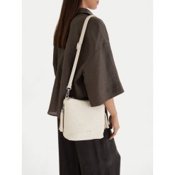 Torebka Lasocki. Torebki klasyczne damskie Lasocki, bez wzorów, bez dodatków. Za 169.99 zł.