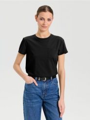 Bawełniana koszulka z kieszonką - czarny. Czarne t-shirty damskie Sinsay, l, bez wzorów, z bawełny, bez kołnierzyka. Za 17.99 zł.