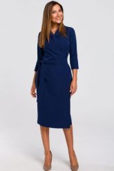 Elegancka sukienka biznesowa kopertowa midi z paskiem granat. Sukienki damskie Stylove, do pracy, m, bez wzorów, biznesowe, bez kołnierzyka, bez ramiączek, midi, kopertowe. Za 309.00 zł.