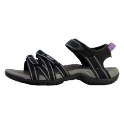 Buty do chodzenia damskie Teva Tirra. Czarne obuwie trekkingowe damskie Teva. Za 654.00 zł.