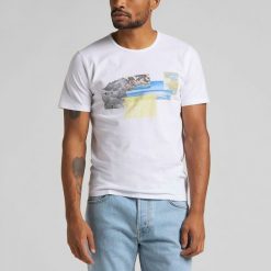 LEE SS PICTURE TEE MĘSKI T-SHIRT WHITE L60ZFE12 112113658. Białe t-shirty męskie Lee, l, bez wzorów, bez kołnierzyka. Za 69.99 zł.
