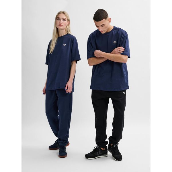 Koszulka Hummel Loose Bee. Niebieskie bluzki damskie HUMMEL, bez kołnierzyka, bez ramiączek. Za 133.55 zł.