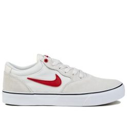 Buty męskie trampki sportowe Nike SB CHRON 2. Białe trampki i tenisówki męskie Nike, bez wzorów, bez zapięcia. W wyprzedaży za 249.00 zł.