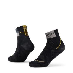 Skarpety biegowe Buff Coolnet Quarter Sock CQ - graphite 36-38. Czarne skarpetki damskie Buff, bez wzorów, z elastanu. Za 98.99 zł.