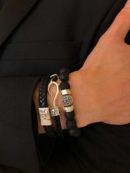 Uomo Srebrna bransoletka z kamieniami szlachetnymi rozmiar: onesize. Czarne biżuteria dla mężczyzn Uomo, z cyrkonią, srebrne. Za 247.11 zł.