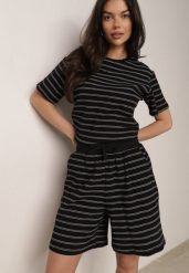 Czarne Bawełniane Szorty w Paski z Wysokim Stanem w Stylu Casual Naunea. Czarne szorty damskie Born2be, bez wzorów, z bawełny, casualowe, z podwyższonym stanem. Za 59.99 zł.