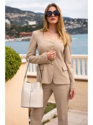 Maison héritage PARIS Skórzana torebka "Bruna" w kolorze kremowym - 26,5 x 23 x 16 cm rozmiar: onesize. Brązowe torebki klasyczne damskie maison héritage PARIS, bez wzorów, z materiału, bez dodatków. Za 304.99 zł.