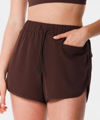 Lekkie szorty dla kobiet sportowe z kieszonką Carpatree Balletcore. Brązowe spodenki sportowe damskie Carpatree, xs, z elastanu, na fitness i siłownię. Za 143.99 zł.