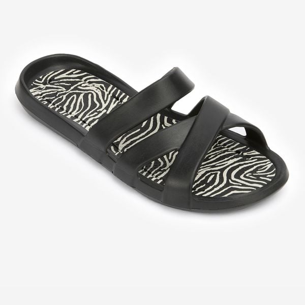 Second Life - Klapki basenowe damskie Nabaiji 500 Zeb - Stan Doskonały. Czarne klapki damskie NABAIJI, bez wzorów, z materiału, bez obcasa. Za 45.99 zł.