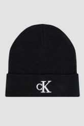 CALVIN KLEIN Czarna czapka męska z haftowanym logo. Czarne czapki męskie CALVIN KLEIN, bez wzorów. W wyprzedaży za 69.99 zł.