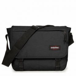 Torba na ramię Eastpak Delegate +. Czarne torby męskie na ramię Eastpak, bez wzorów, z nylonu, na ramię, duże. Za 169.00 zł.