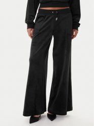Juicy Couture Spodnie dresowe JCBBJ225803 Czarny Wide Leg. Czarne spodnie dresowe damskie Juicy Couture, xxs, bez wzorów, z bawełny. Za 349.99 zł.