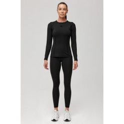 Damska bielizna termoaktywna szybkoschnąca Rough Radical Dreamlover. Czarna bielizna termoaktywna damska ROUGH RADICAL, bez wzorów. W wyprzedaży za 175.92 zł.