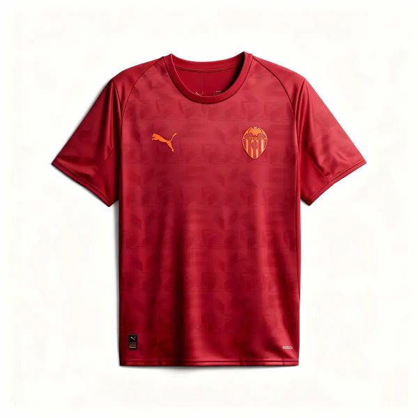 Koszulka wyjazdowa Valencia CF 2025/26. Czerwone t-shirty sportowe męskie Puma, l, z materiału, bez ramiączek, do piłki nożnej. Za 320.50 zł.