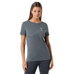 Koszulka damska z merino Super.Natural Women's Berggluck Tee z krótkim rękawem. Szare t-shirty damskie Super.natural, s, bez wzorów, bez kołnierzyka. Za 199.99 zł.