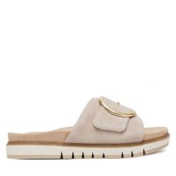 Klapki Tamaris. Brązowe klapki damskie Tamaris, bez wzorów, bez obcasa. Za 299.99 zł.