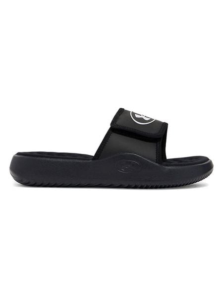 Under Armour Klapki "Ignite Pro 8" w kolorze czarnym rozmiar: 40,5. Czarne klapki damskie Under Armour, bez wzorów, bez obcasa. Za 139.87 zł.