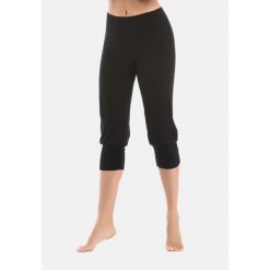 Spodenki do siatkówki damskie Teyli Comforto 3/4. Czarne spodenki sportowe damskie Teyli, xl, z bawełny, do siatkówki. Za 99.95 zł.