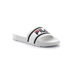 Klapki Fila Model Morro Bay Kolor Biały. Białe klapki i japonki męskie Fila, z materiału. W wyprzedaży za 79.00 zł.