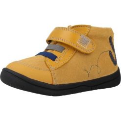 Buty GARVALIN 221306G Żółty. Żółte buty trekkingowe męskie Garvalin, ze skóry, bez zapięcia, trekkingowe. Za 139.99 zł.