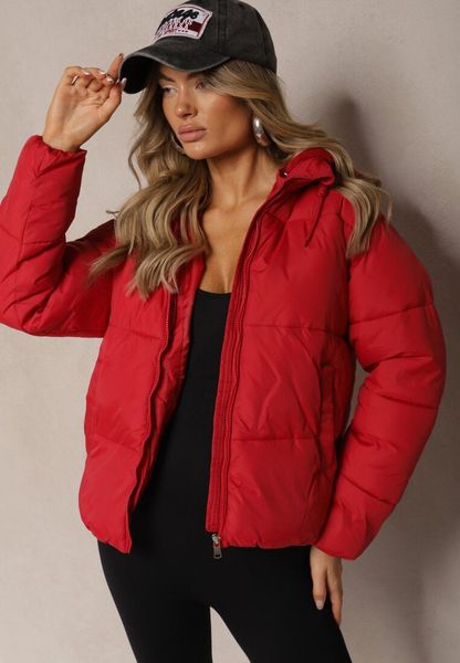 Czerwona Kurtka Pikowana Wykończona Kapturem Aviatoria. Czerwone kurtki damskie Renee, l, bez wzorów, z dzianiny. Za 109.99 zł.