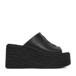 Espadryle Badura. Czarne espadryle damskie Badura, bez wzorów, bez obcasa. Za 349.99 zł.