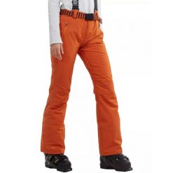 Spodnie narciarskie damskie Morta Pants. Fioletowe spodnie dresowe damskie Fundango, bez wzorów, sportowe. Za 459.90 zł.
