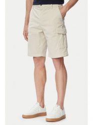 Guess Szorty materiałowe M6GDVA W1703 Kremowy Regular Fit. Białe szorty męskie Guess, z bawełny, bez kołnierzyka. Za 434.99 zł.