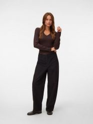 Vero Moda Koszulka w kolorze brązowym rozmiar: S. Brązowe bluzki damskie Vero Moda, s, bez wzorów, z bawełny, bez kołnierzyka. Za 73.95 zł.
