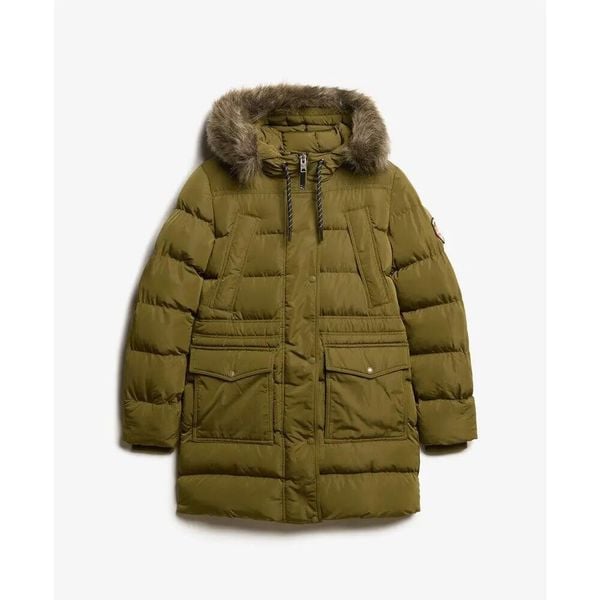 Kurtka puchowa o średniej długości z sztucznego futra damska Superdry. Zielone kurtki damskie Superdry., l, z aplikacjami, z puchu, bez kaptura. Za 729.30 zł.