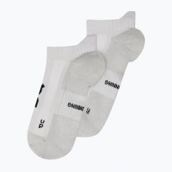 Skarpety On Core Run Low 2. Szare skarpetki damskie On, bez wzorów, z bawełny. Za 149.99 zł.