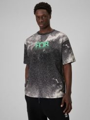 4F T-shirt loose z nadrukiem męski - czarny L. Czarne t-shirty męskie 4f, l, bez wzorów, z materiału, bez kołnierzyka. W wyprzedaży za 69.99 zł.