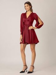 APART Sukienka w kolorze bordowym rozmiar: 44. Czerwone sukienki damskie Apart, bez wzorów, bez kołnierzyka, bez ramiączek, midi. Za 173.99 zł.