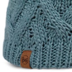 Czapka BUFF KNITTED & FLEECE BAND BEANIE CARYN. Niebieskie czapki męskie Buff, na zimę, bez wzorów, z wełny, eleganckie. Za 139.99 zł.
