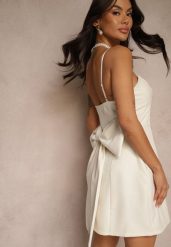 Beżowa Sukienka o Rozkloszowanym Kroju na Ramiączkach z Dużą Kokardą Ivelvia. Brązowe sukienki damskie Renee, na co dzień, m, bez wzorów, eleganckie, bez kołnierzyka, bez ramiączek, mini, dopasowane. Za 139.99 zł.