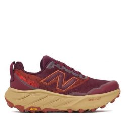 Buty do biegania New Balance. Czerwone obuwie do biegania damskie New Balance. Za 699.99 zł.
