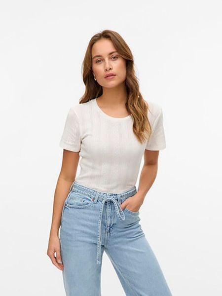 Vero Moda Koszulka w kolorze białym rozmiar: L. Białe bluzki damskie Vero Moda, l, bez wzorów, z bawełny, bez kołnierzyka, bez ramiączek. Za 65.85 zł.