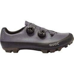 Buty terenowe Quoc GT XC. Brązowe buty trekkingowe męskie QUOC, bez zapięcia, rowerowe. W wyprzedaży za 931.00 zł.