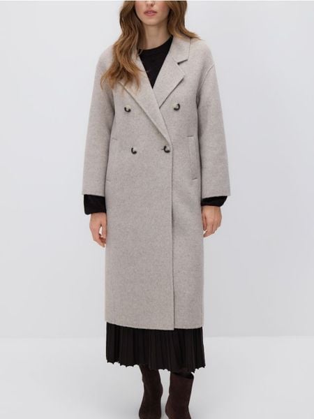 Płaszcz z wełną - kremowy. Białe płaszcze damskie Reserved, l, bez wzorów, z tkaniny. Za 499.99 zł.
