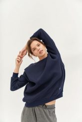 Bluza do jogi Moonholi Cozy AF Oversize Sweatshirt z bawełnianej dzianiny. Niebieskie bluzy bez kaptura damskie MOONHOLI, m, z bawełny. Za 329.00 zł.