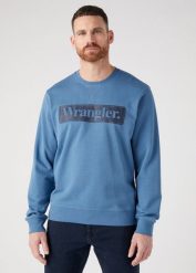 WRANGLER SEASONAL CREW MĘSKA BLUZA NIEROZPINANA LOGO CAPTAINS BLUE 112341198 W6F3015076. Niebieskie bluzy bez kaptura męskie Wrangler, m. Za 149.99 zł.