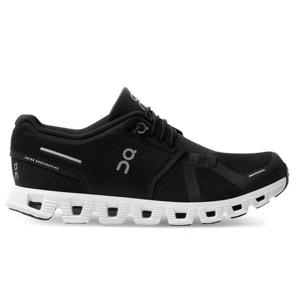 Buty do biegania damskie On Running Cloud 5 Czarne. Białe obuwie do biegania damskie On Running. Za 852.99 zł.