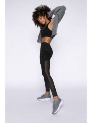 Onamaste Legginsy sportowe w kolorze czarnym rozmiar: S/M. Czarne legginsy damskie Onamaste, m, bez wzorów, z materiału. Za 105.38 zł.