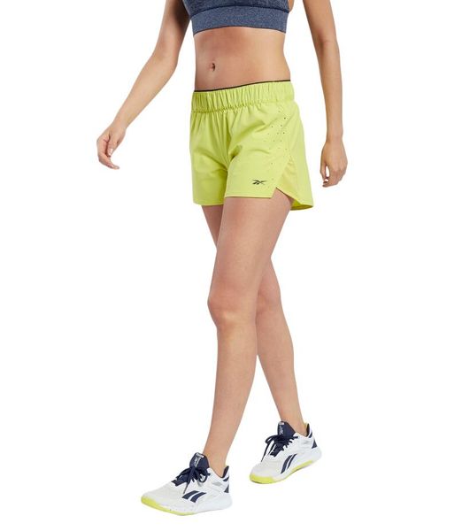 Spodenki fitness damskie Reebok United By Fitness Epic zielone. Zielone spodenki sportowe damskie Reebok, l, z materiału, na fitness i siłownię. Za 246.00 zł.