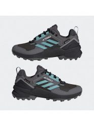 Adidas Buty turystyczne "Terrex Swift R3 GTX" w kolorze antracytowym rozmiar: 40. Czarne obuwie trekkingowe damskie Adidas. Za 462.29 zł.