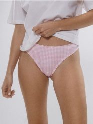 Bawełniane majtki stringi 3 pack - beżowy. Brązowe stringi damskie Reserved, l, bez wzorów, z bawełny. Za 49.99 zł.