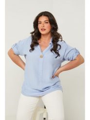 Curvy Lady Bluzka w kolorze błękitnym rozmiar: 48/50. Niebieskie bluzki damskie Curvy Lady, bez wzorów, klasyczne, bez kołnierzyka, bez ramiączek. Za 131.74 zł.