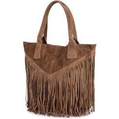 Torebka damska skórzana zamszowa A4 frędzel duża taupe L83. Brązowe torebki klasyczne damskie bez wzorów, z zamszu, duże, zamszowe, bez dodatków. Za 159.90 zł.
