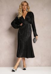 Czarna Sukienka Midi z Gumką w Pasie i Rękawami Nietoperz Botella. Czarne sukienki damskie Renee, m, z aplikacjami, bez kołnierzyka, bez ramiączek, midi. Za 144.99 zł.